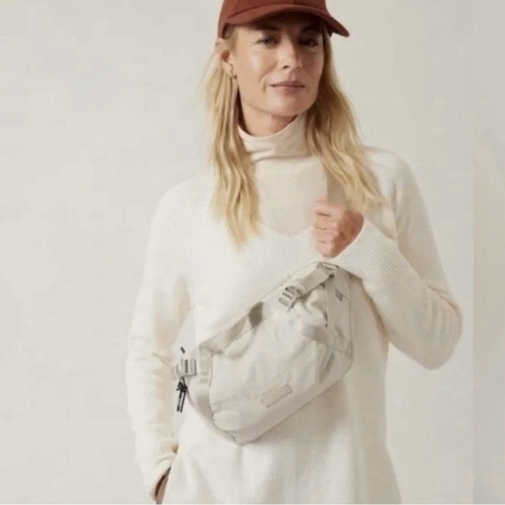 Athleta Excursion Abalone Gray Crossbody Bag - image 1